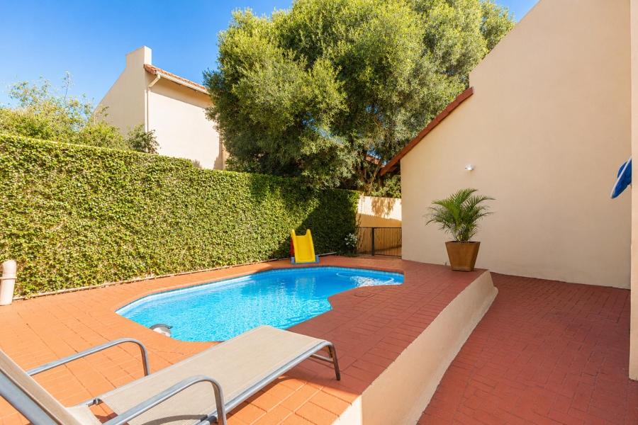 3 Bedroom Property for Sale in Safari Gardens North West